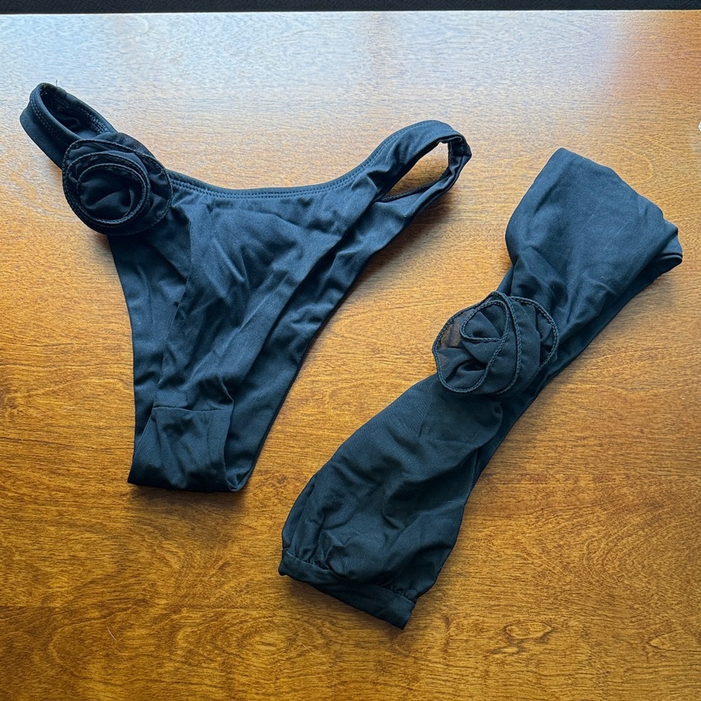 Brand new size small Sanori Marau bikini - Picture 2 of 3